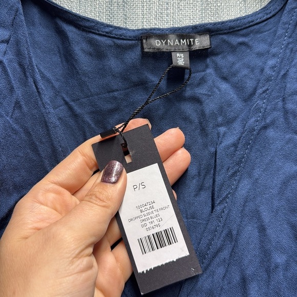 🚩 Dynamite Navy Blue Women's Top size small NWT - Picture 3 of 8